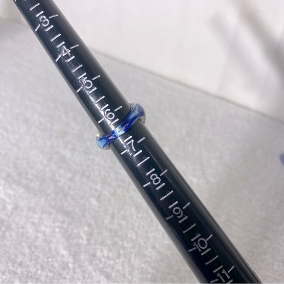 Vintage Art Glass Handmade Blue Band Ring - Picture 10 of 11